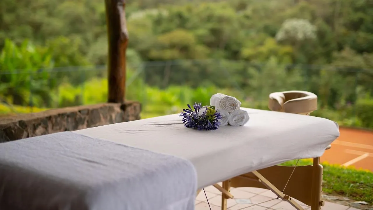 Las Mercedes Lodge Cali