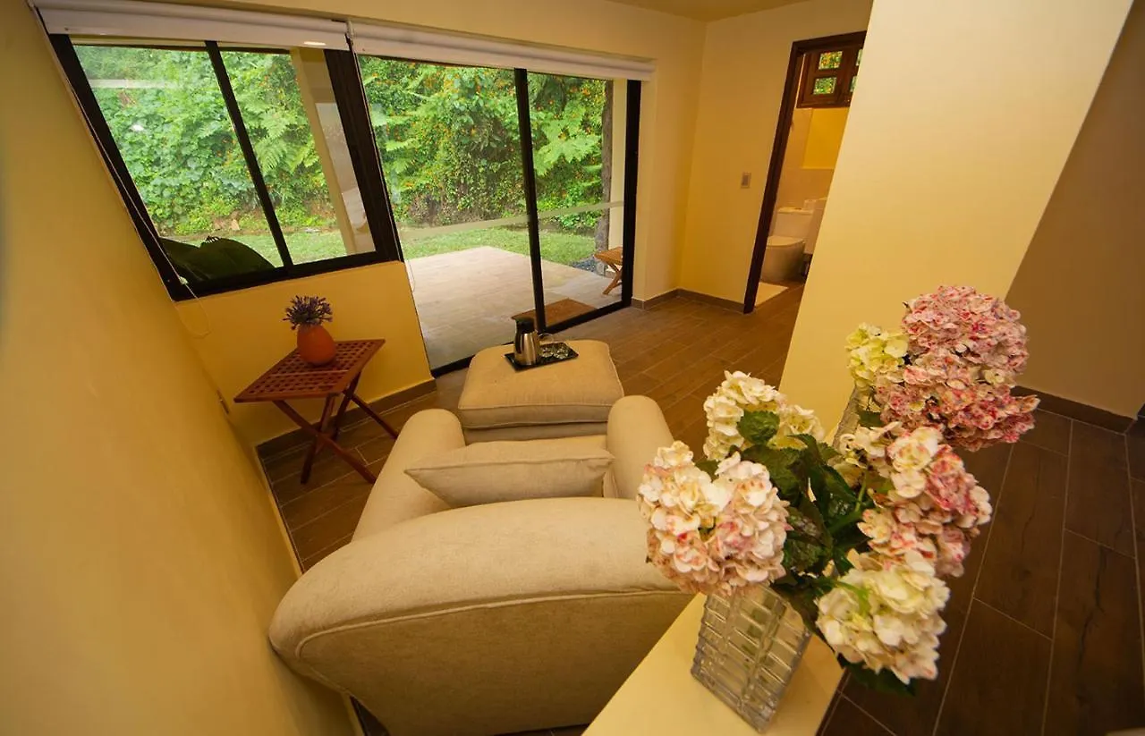 Las Mercedes Lodge Cali