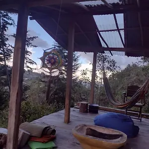 ecoaldea-cabana-en-la-naturaleza.colombiamedellinhotels.com/