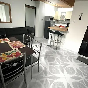 comodo-apartamento-cerca-al-centro-de.colombiamedellinhotels.com/